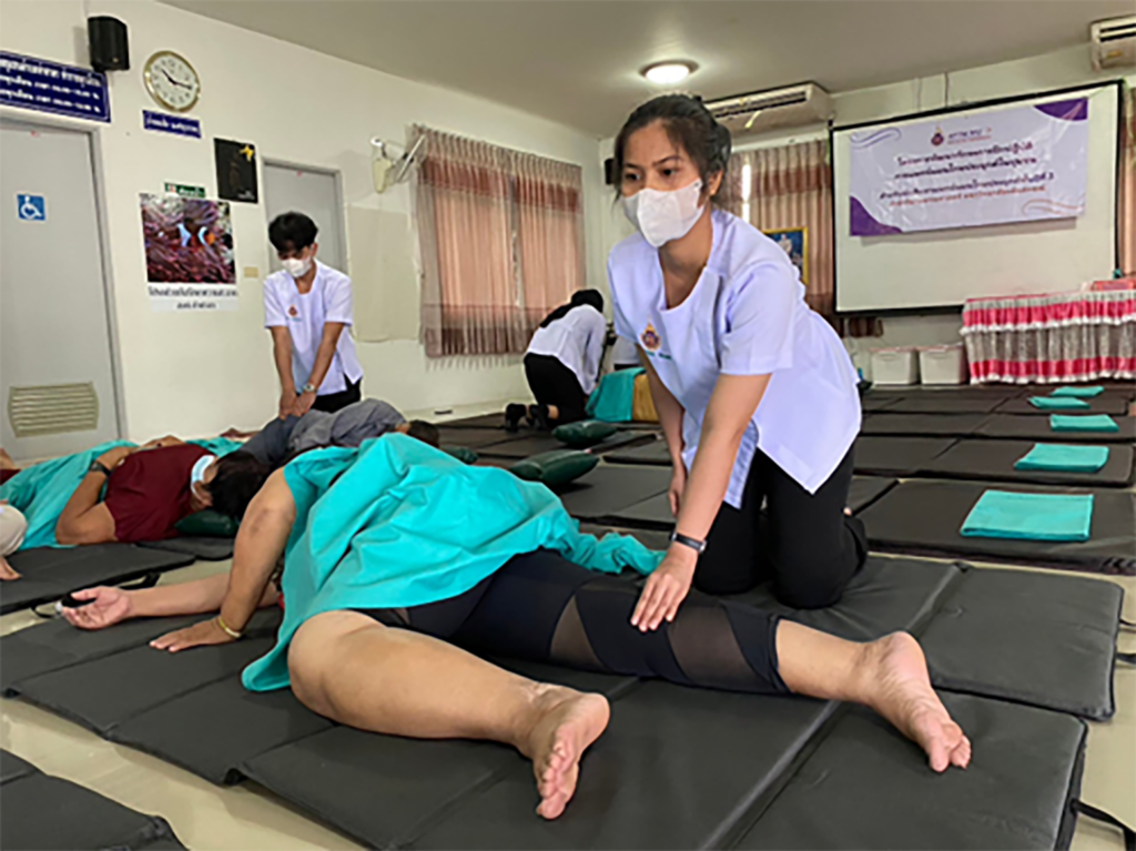 Development Thai traditional medicine training skills project for the community at Thasala Subdistrict Administrative Organization and Thasala Subdistrict Municipality Nakhon Si Thammarat