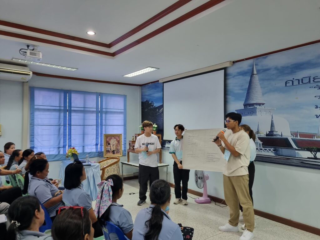 สำนักวิชาแพทยศาสตร์ มวล. ร่วมกับ สสอ.นบพิตำ และ รพ.สต.บ้านตลาดโรงเหล็ก จัดโครงการส่งเสริมสุขภาพให้แก่ อสม.