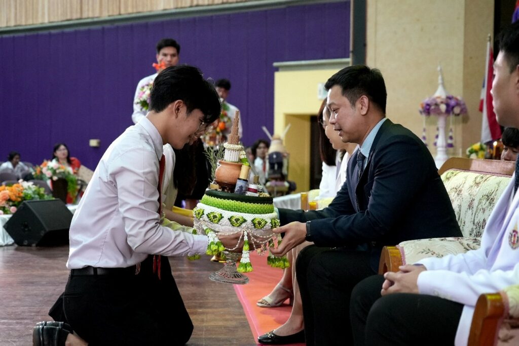 สำนักวิชาแพทยศาสตร์ มวล. จัดโครงการไหว้ครูสำนักวิชาแพทย์ศาสตร์ ปี 2567