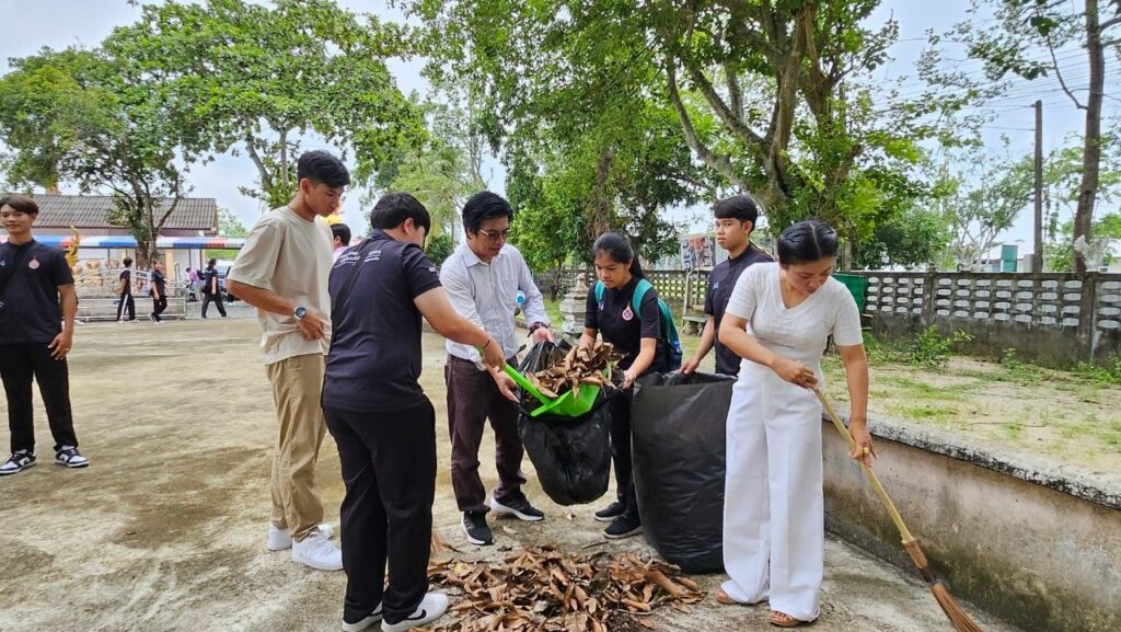 สำนักวิชาแพทยศาสตร์ มหาวิทยาลัยวลัยลักษณ์ จัดโครงการเสริมทักษะการทำนุบำรุงศิลปวัฒนธรรม ประจำปีการศึกษา 2567 ณ วัดนางตรา และ มัสยิดท่าสูงบน จังหวัดนครศรีธรรมราช