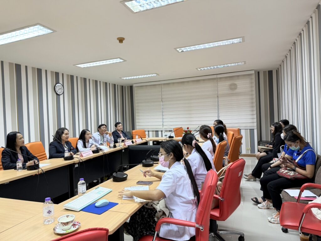 การเยี่ยมบัณฑิตแพทย์รุ่นที่ 11 และการประเมินบัณฑิตจากผู้ใช้บัณฑิต ณ โรงพยาบาลทุ่งสง และโรงพยาบาลมหาราชนครศรีธรรมราช