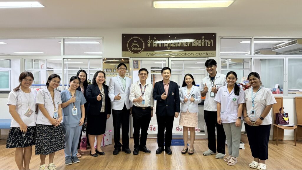 การเยี่ยมบัณฑิตแพทย์รุ่นที่ 11 และการประเมินบัณฑิตจากผู้ใช้บัณฑิต ณ โรงพยาบาลทุ่งสง และโรงพยาบาลมหาราชนครศรีธรรมราช