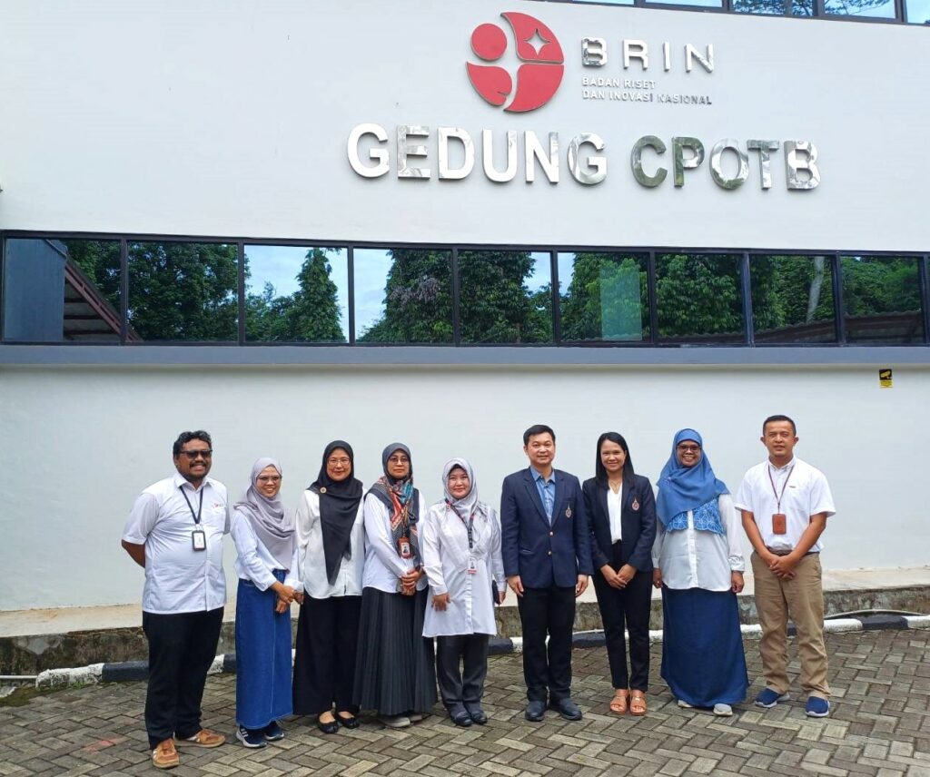 Faculty of Medicine and the Center of Excellence in Tropical Pathobiology Establish Academic and Research Collaboration in Indonesia