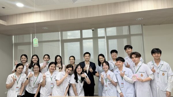กิจกรรม Noon Meeting เสริมทักษะการศึกษาวิชาเลือกนักศึกษาแพทย์ ชั้นปีที่ 4-5