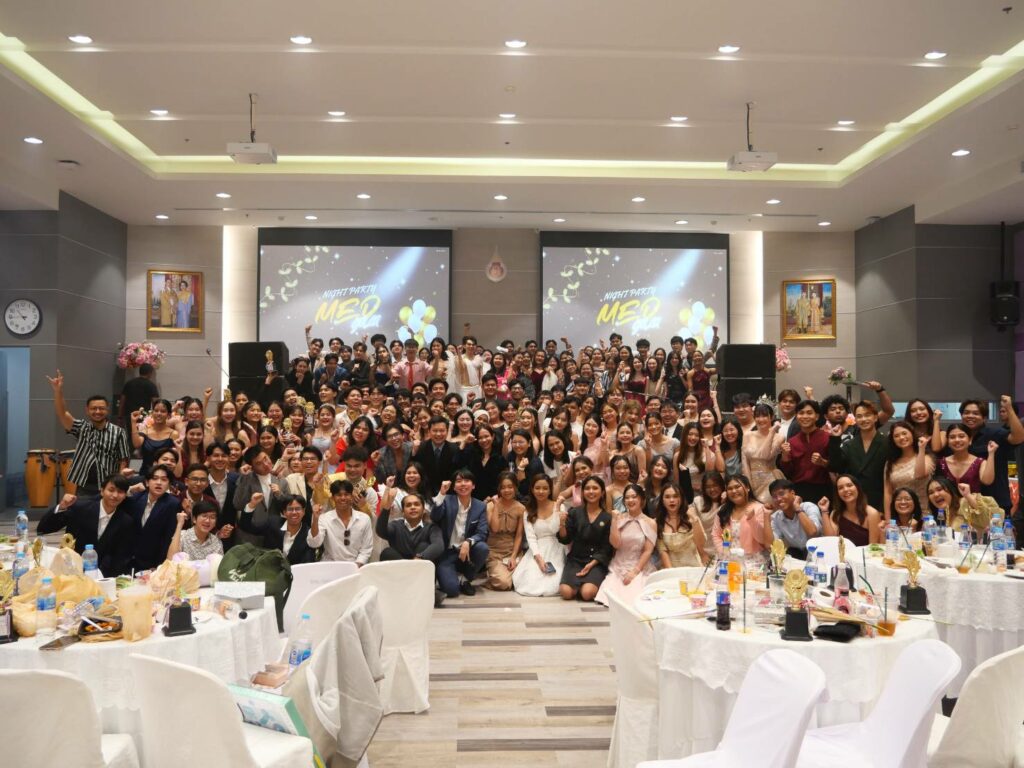 สำนักวิชาแพทยศาสตร์ สร้างความพร้อมให้นักศึกษาแพทยศาสตร์ ชั้นปีที่ 3 พร้อมรับการเปลี่ยนผ่านจากการเรียนรู้ในชั้นปรีคลินิกสู่ชั้นคลินิก