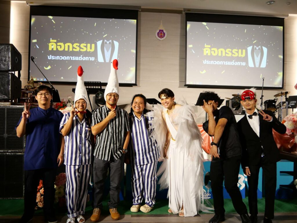 School of Medicine Prepares Third-Year Medical Students for Transition from Pre-clinical to Clinical Learning