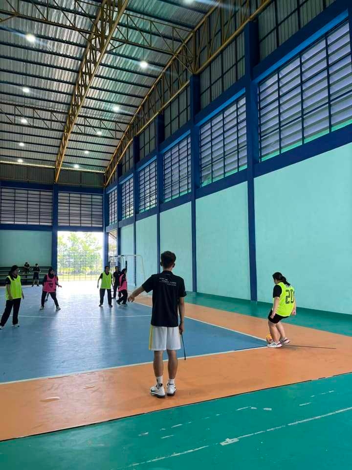 The Sports Science Program enhances student skills in Team sports and Injuries prevention.