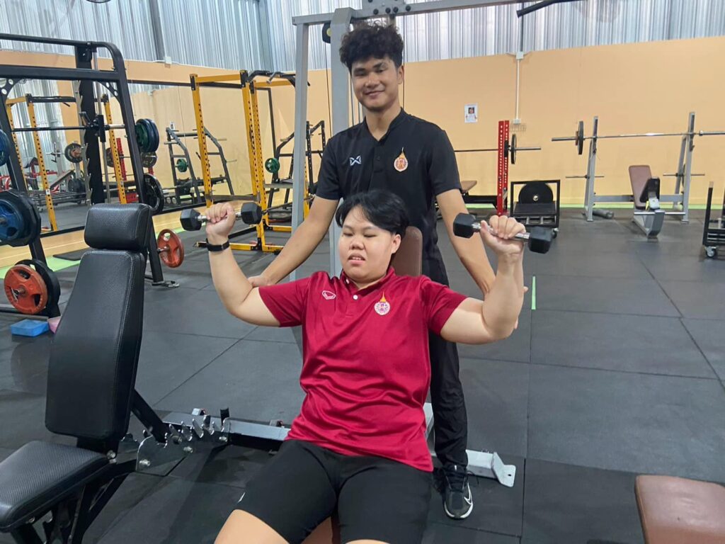 “สาขาวิทยาศาสตร์การกีฬาและการออกกำลังกาย มอบเกียรติบัตรให้กับนักศึกษาในโครงการเสริมสมรรถนะผู้ให้คำปรึกษาการออกกำลังกาย ปี 2568”