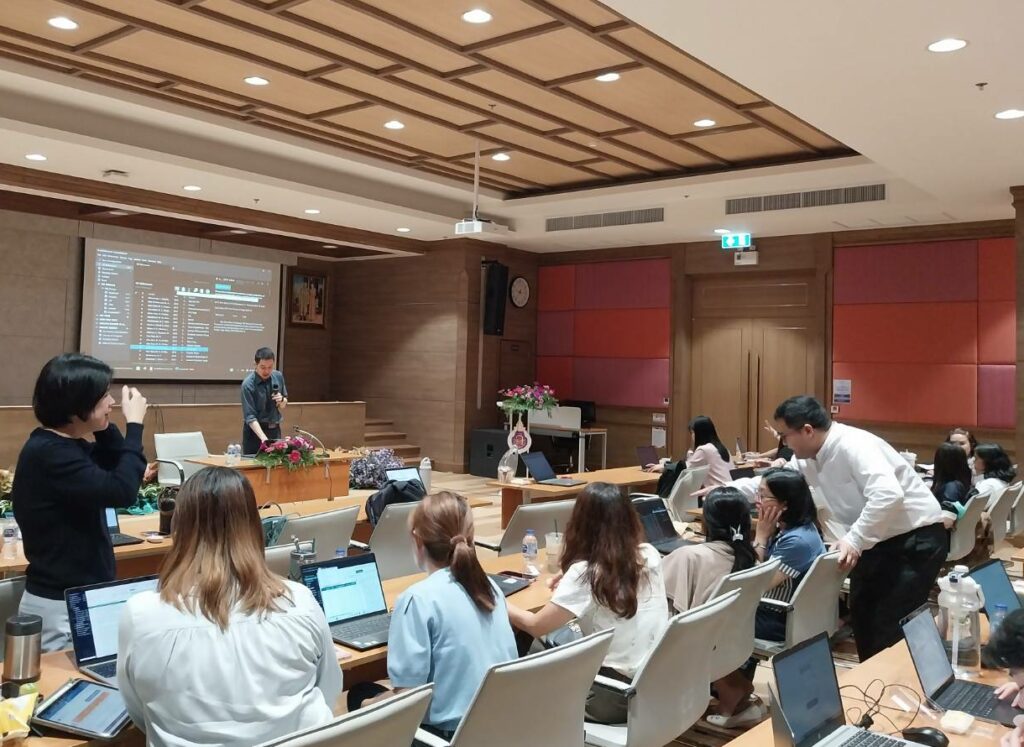 สำนักวิชาแพทยศาสตร์ จัดอบรมเชิงปฏิบัติการ “การทบทวนวรรณกรรมอย่างเป็นระบบและการวิเคราะห์อภิมาน