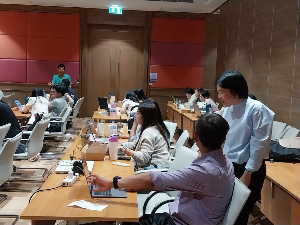 สำนักวิชาแพทยศาสตร์ จัดอบรมเชิงปฏิบัติการ “การทบทวนวรรณกรรมอย่างเป็นระบบและการวิเคราะห์อภิมาน