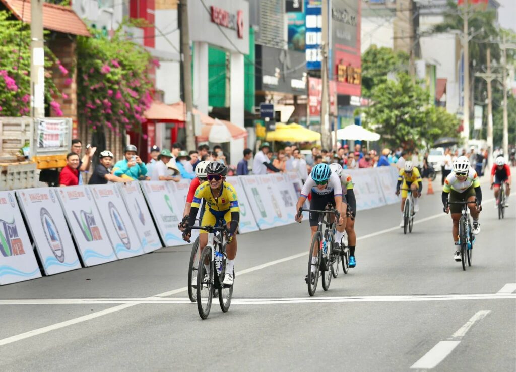 Tan "Kamonrada," Medical School Student, Clinches Stage 2 Championship at "BIWASE CUP 2025"