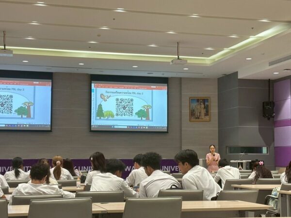 หลักสูตรแพทยศาสตรบัณฑิต จัดโครงการ “เตรียมความพร้อมการเรียน PBL” ให้กับนักศึกษาแพทย์ชั้นปีที่ 2