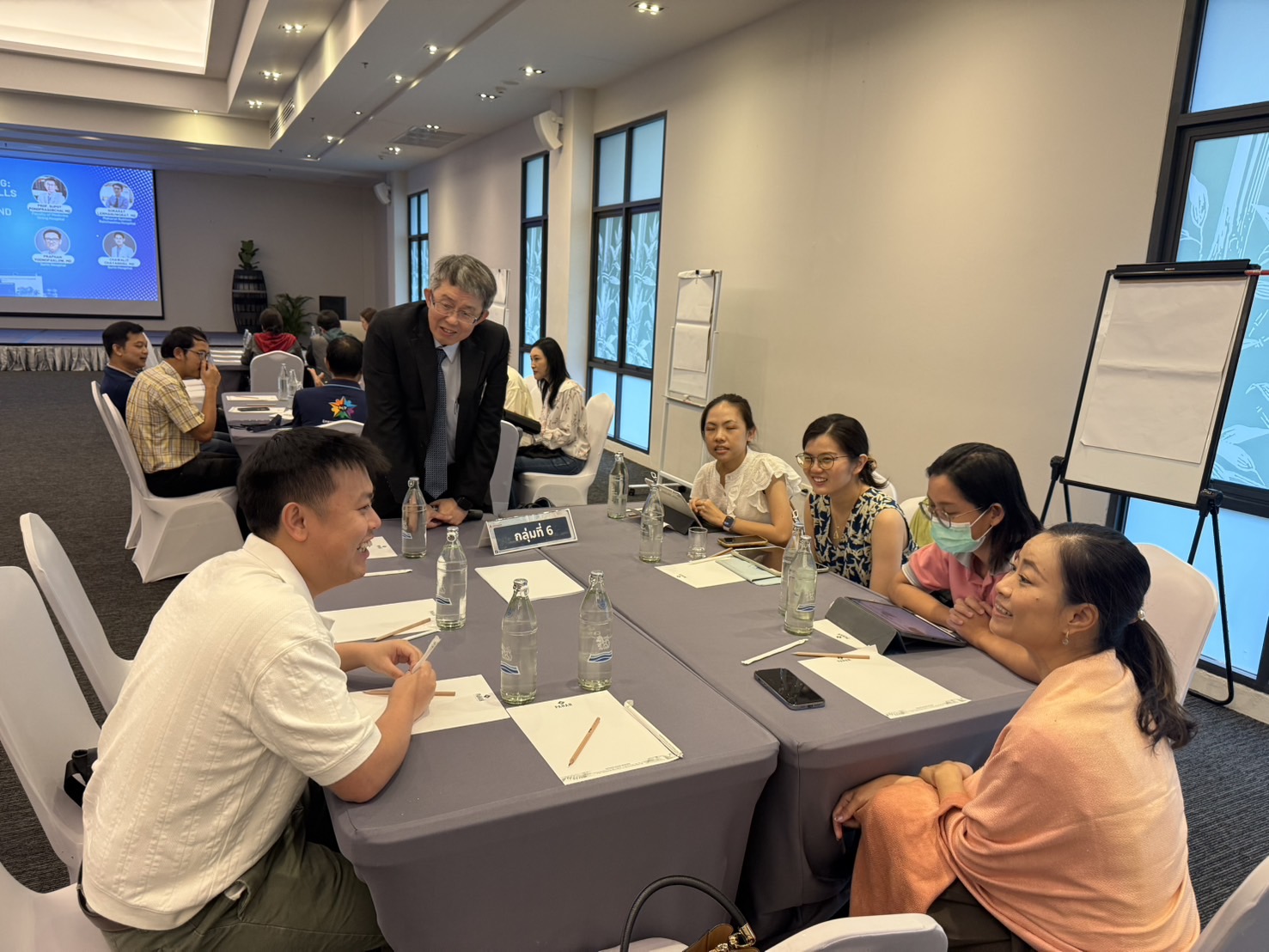 อบรมสัมมนาเชิงปฏิบัติการการจัดการเรียนการสอนหลักสูตรแพทยศาสตรบัณฑิต ตามเกณฑ์มาตรฐานการศึกษาแพทยศาสตร์ ชั้นปีที่ 4-6 ประจำปี 2568