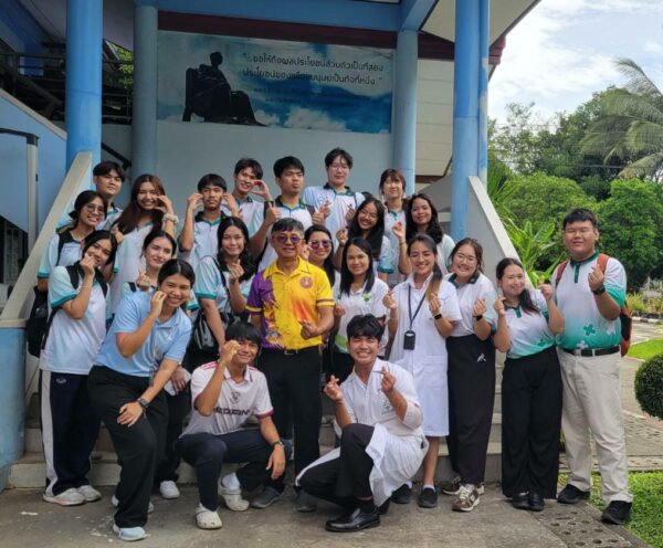 นักศึกษาสำนักวิชาแพทยศาสตร์ เข้าร่วม “โครงการค่ายอาสาเพื่อสาธารณประโยชน์ต่อสังคมและชุมชน”