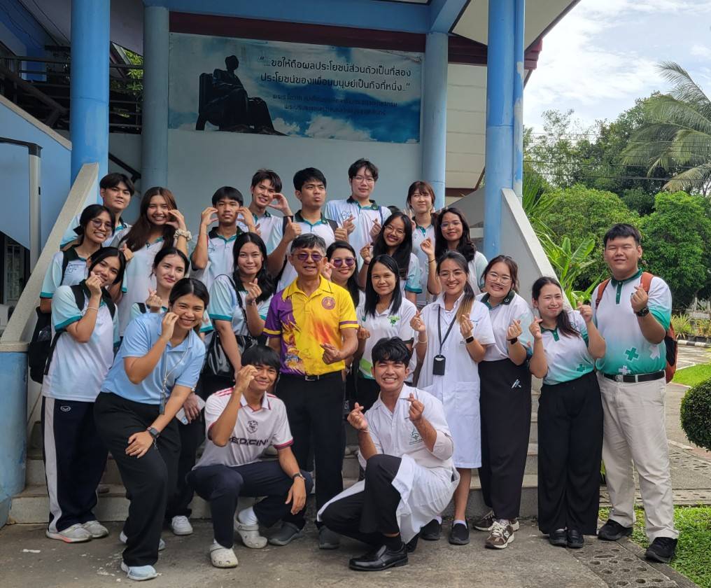 นักศึกษาสำนักวิชาแพทยศาสตร์ เข้าร่วม “โครงการค่ายอาสาเพื่อสาธารณประโยชน์ต่อสังคมและชุมชน”