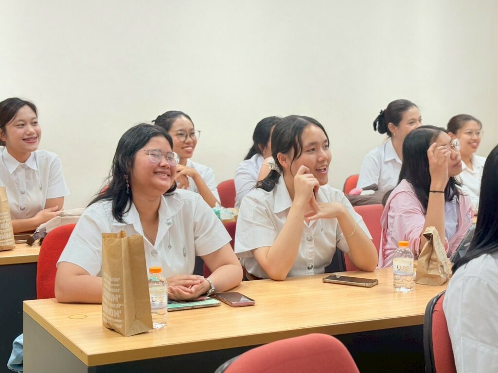 หลักสูตรแพทย์ เปิดพื้นที่สื่อสารอย่างสร้างสรรค์ ในกิจกรรม “Voice of Med Year 1 : รับฟังเสียงนักศึกษาแพทย์ปี 1”