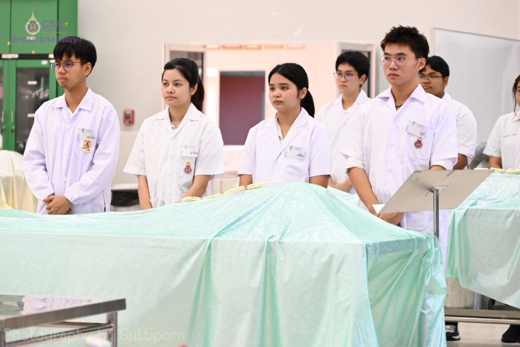 สำนักวิชาแพทยศาสตร์จัดโครงการเตรียมความพร้อมการเรียนมหกายวิภาคศาสตร์ ปีการศึกษา 2568