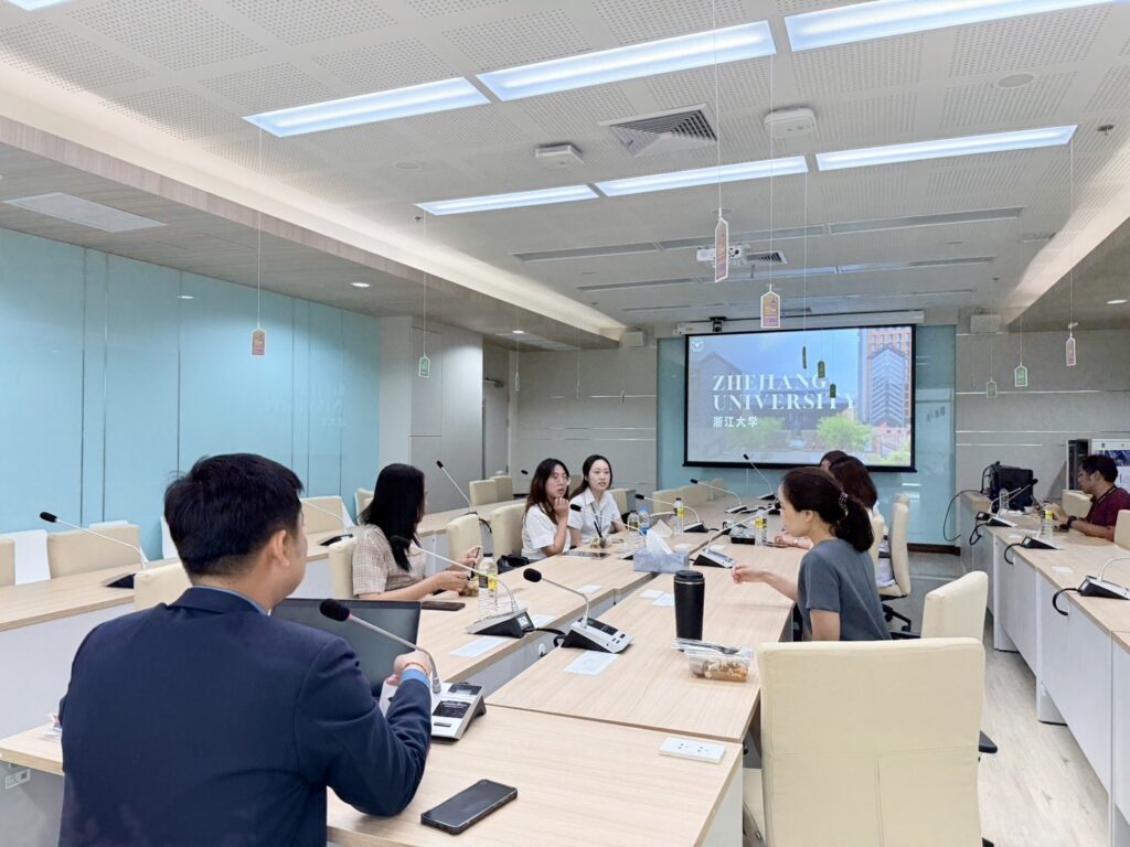 กิจกรรม Noon Meeting เสริมทักษะการศึกษาวิชาเลือกนักศึกษาแพทย์จากมหาวิทยาลัย Zhejiang University ประเทศจีน