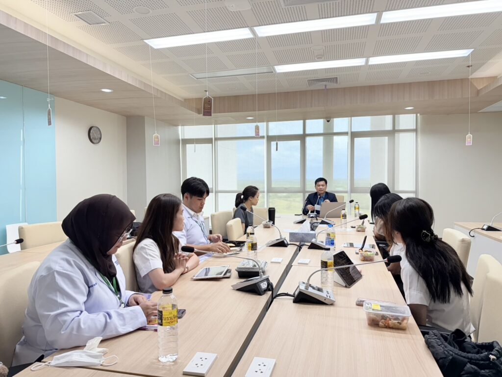 กิจกรรม Noon Meeting เสริมทักษะการศึกษาวิชาเลือกนักศึกษาแพทย์จากมหาวิทยาลัย Zhejiang University ประเทศจีน