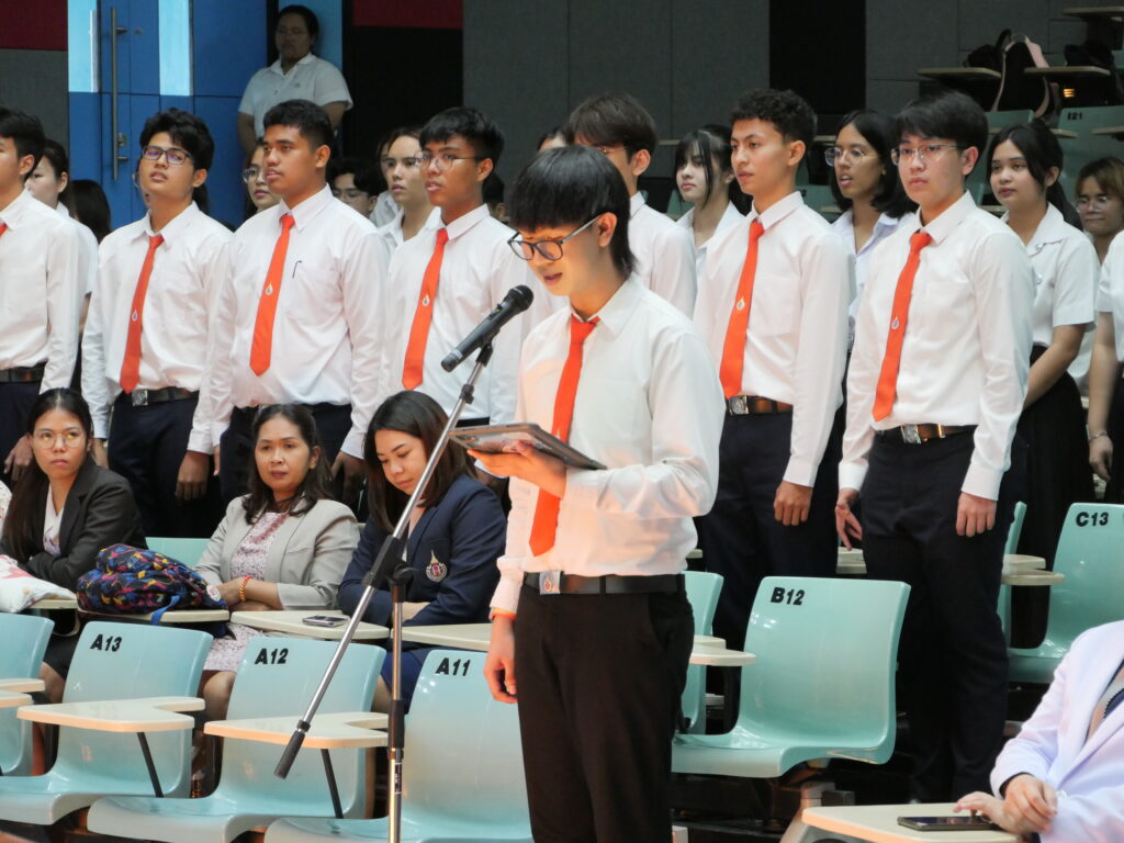 ขอแสดงความยินดีแก่ นศพ.กฤษณพงศ์ แก้วเมือง ผู้ได้รับรางวัล “นักศึกษารางวัลพระราชทาน ระดับอุดมศึกษา ประจำปีการศึกษา 2567”