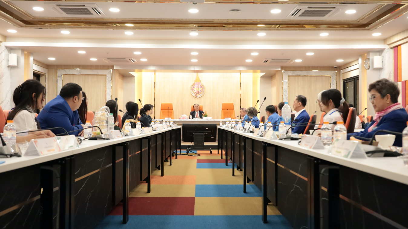 พิธีมอบทุนการศึกษาแก่นักศึกษาแพทย์ มหาวิทยาลัยวลัยลักษณ์ โดยมูลนิธิทุนแพทย์เพื่อปวงประชา ปีการศึกษา 2568