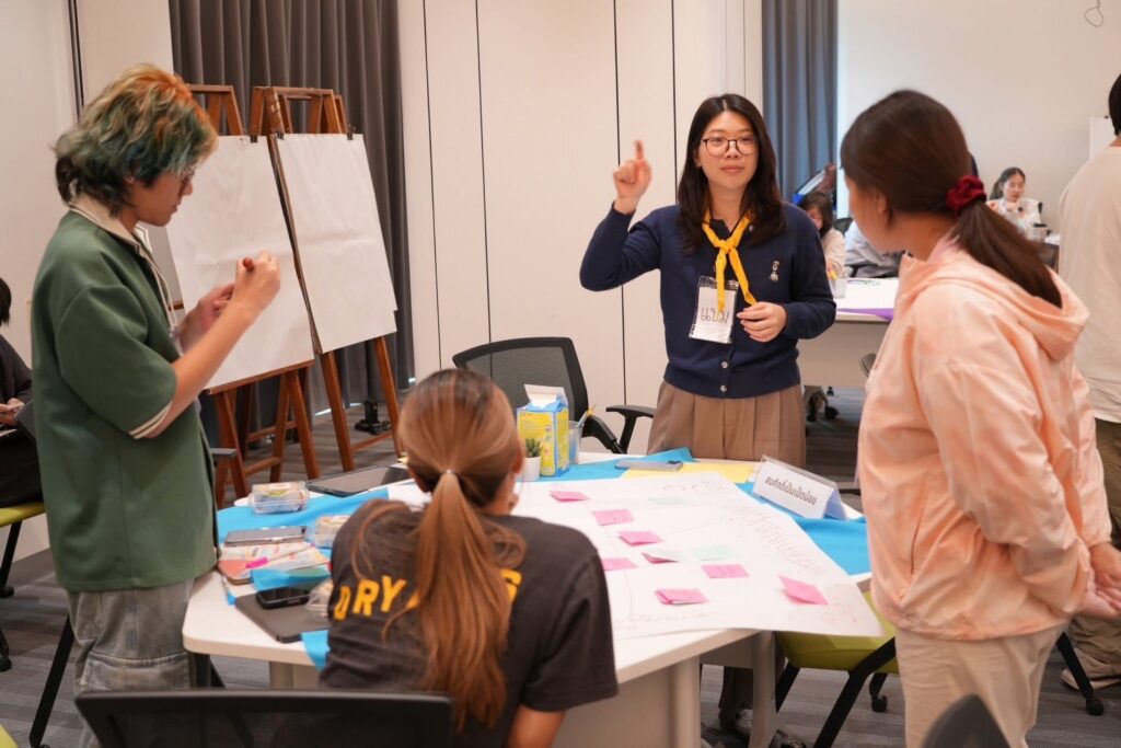 นักศึกษาแพทย์โชว์นวัตกรรมสุขภาพ “Somsak Dee Health” คว้าทุนพัฒนาผลงาน 100,000 บาท