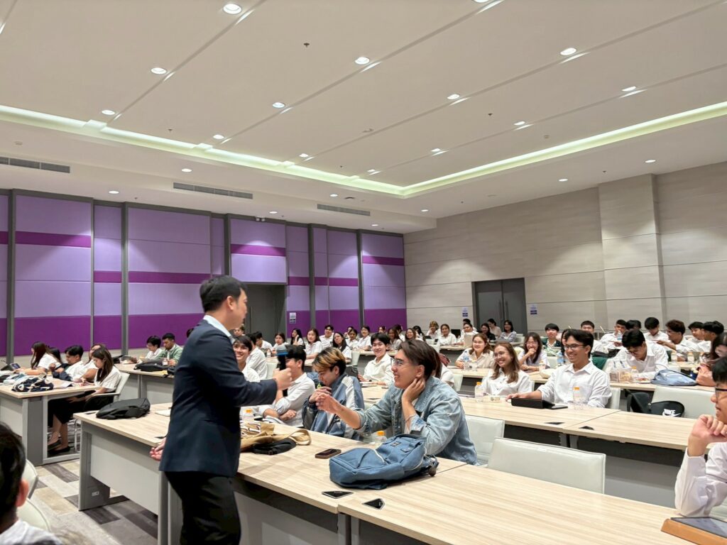 หลักสูตรแพทยศาสตรบัณฑิต จัดกิจกรรม “Semester Opening” เตรียมความพร้อมนักศึกษาแพทย์ ชั้นปีที่ 2 และ 3 ก่อนเปิดภาคเรียน 2/2568