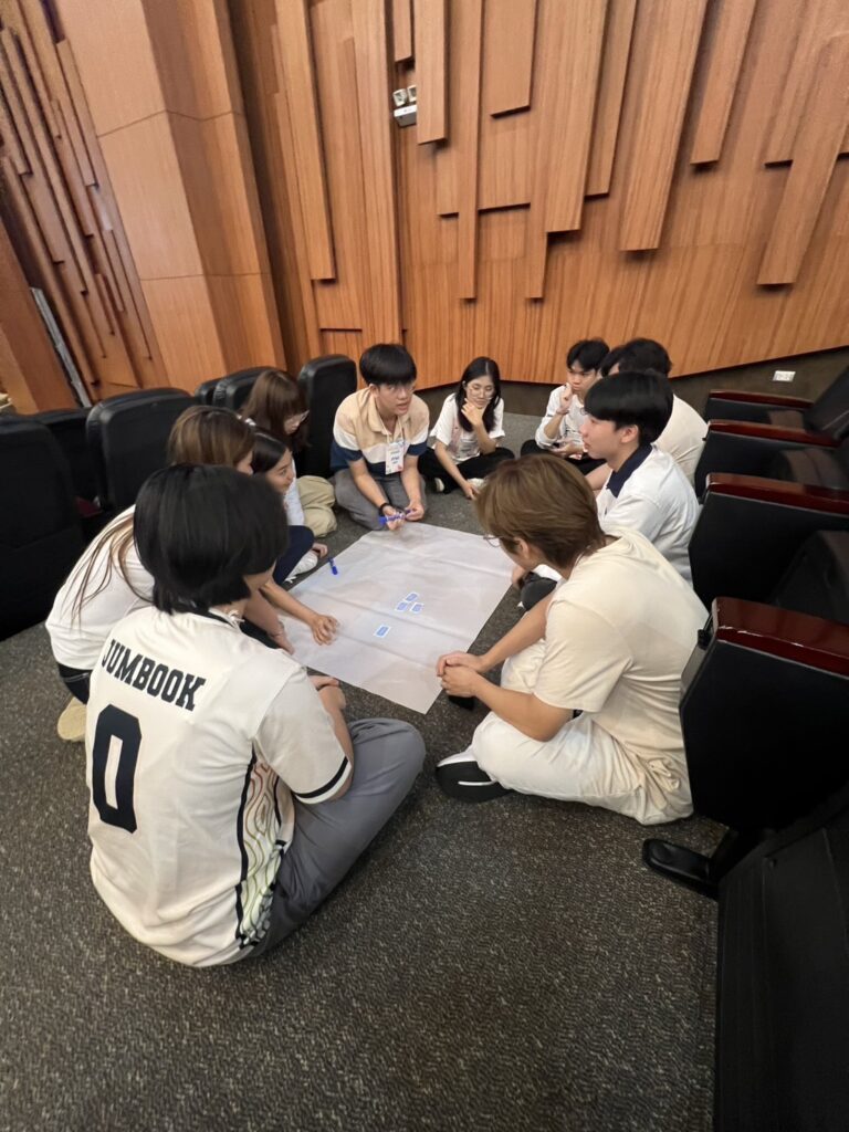 นักศึกษาแพทย์วลัยลักษณ์ เสริมทักษะผู้นำและการสื่อสาร ในค่าย 2nd SMST Leadership & Communication Camp