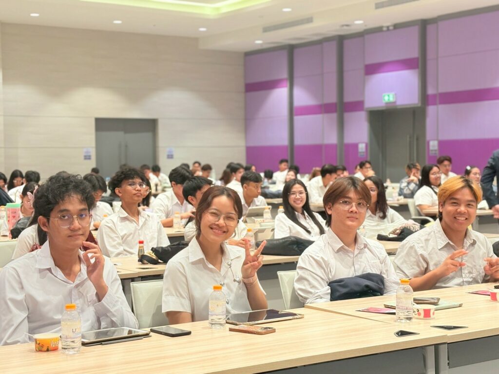 หลักสูตรแพทยศาสตรบัณฑิต จัดกิจกรรม “Semester Opening” เตรียมความพร้อมนักศึกษาแพทย์ ชั้นปีที่ 2 และ 3 ก่อนเปิดภาคเรียน 2/2568