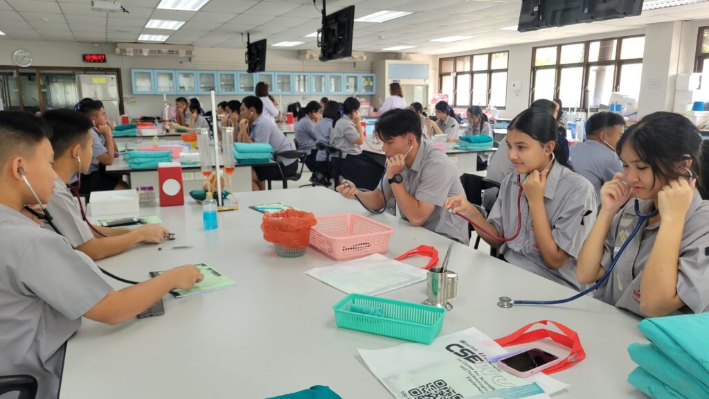 สำนักวิชาแพทยศาสตร์ จัดค่าย “SMD Doctor Camp” : เปิดประสบการณ์ทักษะทางการแพทย์