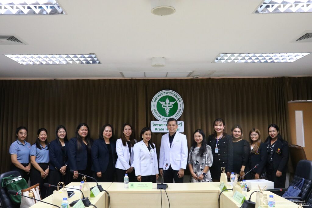 สำนักวิชาแพทยศาสตร์ มหาวิทยาลัยวลัยลักษณ์ ตรวจเยี่ยมบัณฑิตแพทย์ ณ โรงพยาบาลกระบี่