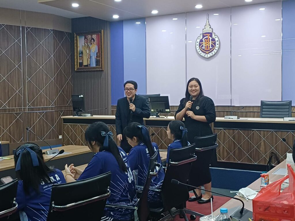 สำนักวิชาแพทยศาสตร์ แนะแนวหลักสูตรแก่นักเรียนโรงเรียนสภาราชินี จังหวัดตรัง