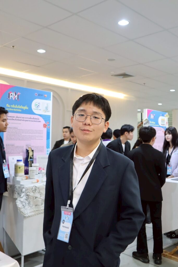 สำนักวิชาแพทยศาสตร์ ม.วลัยลักษณ์ ร่วมยินดีนักศึกษาแพทย์ปี 1 ทีม Hemeosis เข้าร่วมแข่งขัน R2M ครั้งที่ 13 ระดับประเทศ พร้อมนำนวัตกรรม Cold Plasma Hydrogel Mask สู่เชิงพาณิชย์