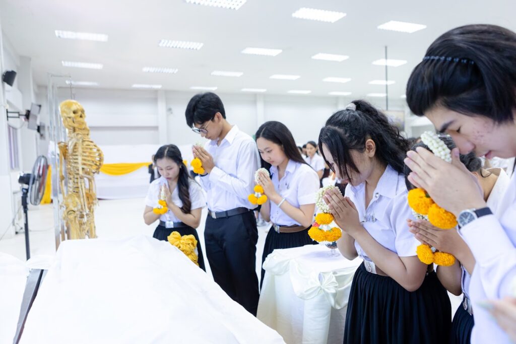 พิธีอุทิศแด่อาจารย์ใหญ่ ผู้เป็นรากฐานแห่งวิชาชีพ ประจำปี 2568