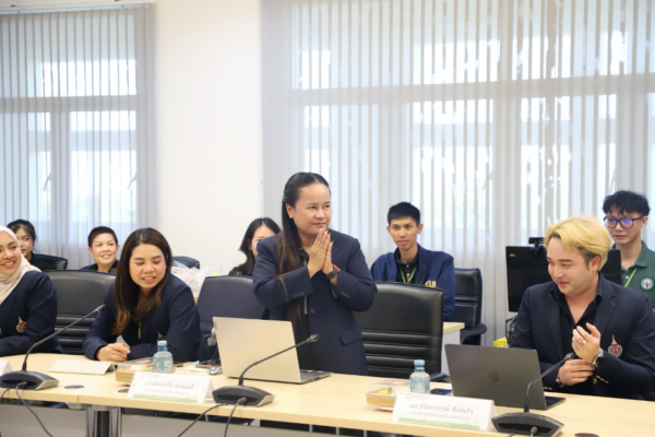 สำนักวิชาแพทยศาสตร์ ศึกษาดูงานและแลกเปลี่ยนเรียนรู้ด้าน EdPEx ณ มหาวิทยาลัยมหาสารคาม