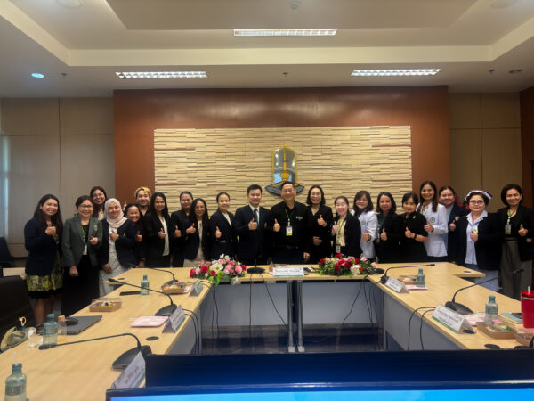 สำนักวิชาแพทยศาสตร์ ศึกษาดูงานและแลกเปลี่ยนเรียนรู้ด้าน EdPEx ณ มหาวิทยาลัยมหาสารคาม