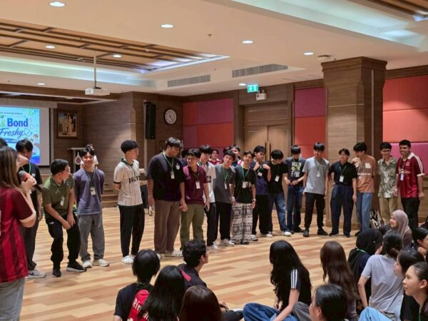 หลักสูตรแพทยศาสตรบัณฑิต จัดกิจกรรม “Meet & Bond Med Freshy 2026” เสริมสร้างมิตรภาพและการเรียนรู้ของนักศึกษาแพทย์ชั้นปีที่ 1