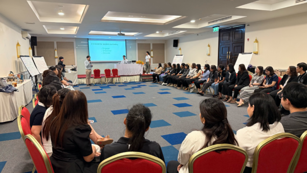 สำนักวิชาแพทยศาสตร์ มหาวิทยาลัยวลัยลักษณ์ โรงพยาบาลตรัง และโรงพยาบาลวชิระภูเก็ต ร่วมกับสถาบันการเรียนรู้การสร้างเสริมสุขภาพ สสส. จัดสัมมนาหลักสูตรแพทยศาสตรบัณฑิต
