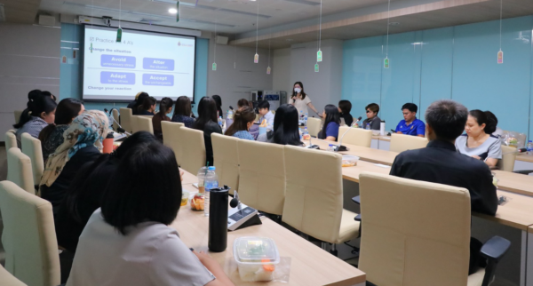 สำนักวิชาแพทยศาสตร์ มหาวิทยาลัยวลัยลักษณ์ จัดโครงการแลกเปลี่ยนเรียนรู้ (Knowledge Management: KM) เรื่อง เสริมพลังใจและทักษะการให้คำปรึกษาสำหรับอาจารย์