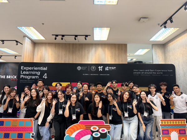นักศึกษาแพทย์ มวล. ร่วมกิจกรรม ‘Preparing CEO for Abroad” เตรียมความพร้อมสู่ประสบการณ์การเรียนรู้ในต่างประเทศ