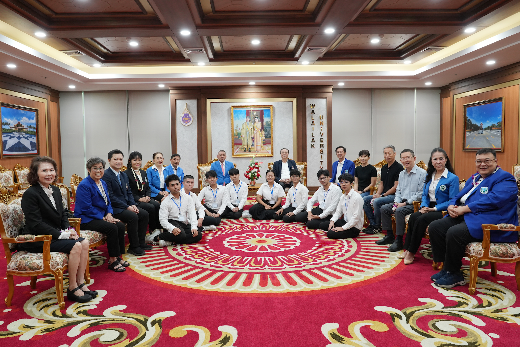 มูลนิธิทุนแพทย์เพื่อปวงประชามอบทุนการศึกษาแก่นักศึกษาแพทย์ มหาวิทยาลัยวลัยลักษณ์ ประจำปีการศึกษา 2569