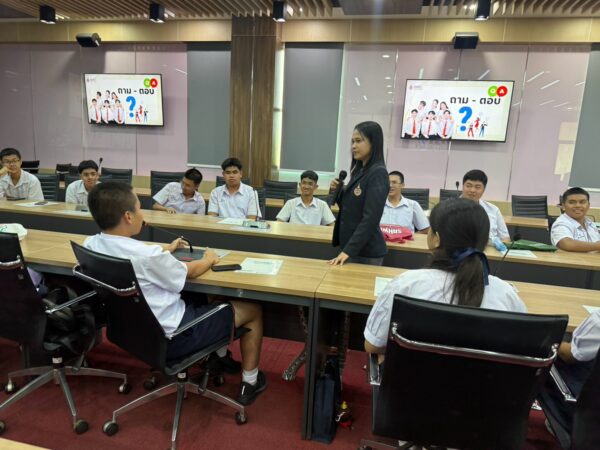 สำนักวิชาแพทยศาสตร์ ต้อนรับนักเรียนโรงเรียนสุราษฎร์พิทยา เปิดมุมมองการเรียนรู้ สู่เส้นทางการศึกษาต่อ