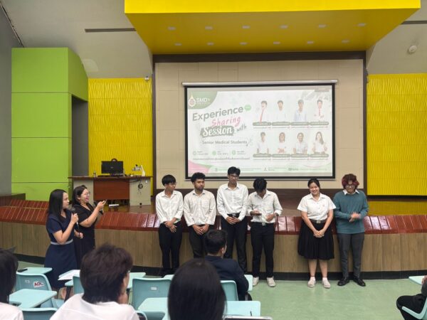 “First Date : คณบดีพบนักศึกษาแพทย์ปี 1” เปิดพื้นที่รับฟังเสียงนักศึกษา พร้อมส่งต่อประสบการณ์จากรุ่นพี่