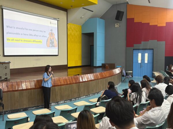 หลักสูตรแพทยศาสตรบัณฑิต จัดกิจกรรม Semester Opening เสริมความพร้อมด้านการเรียนและการดูแลสุขภาวะทางใจแก่นักศึกษาแพทย์ชั้นปีที่ 2